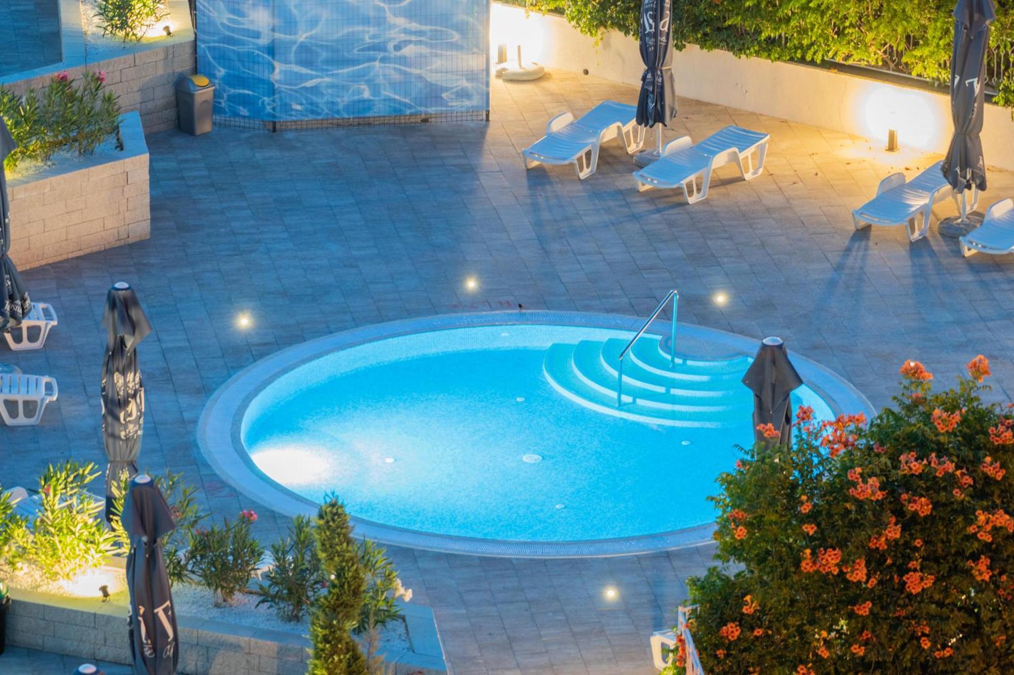 Hotel Amiral Mamaia Luaran gambar